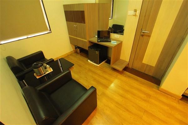 Princess Hotel Ankleshwar Exterior photo