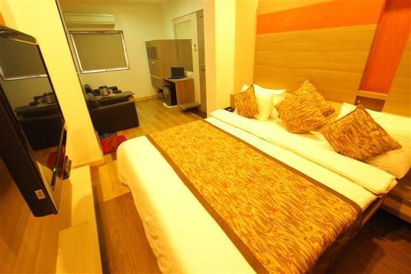 Princess Hotel Ankleshwar Exterior photo